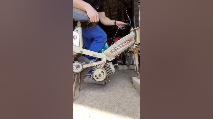 Tentative de démarrage 20 ans après ! #mob #mobylette #moped #moto #2roues #mecanique #meca #peugeot