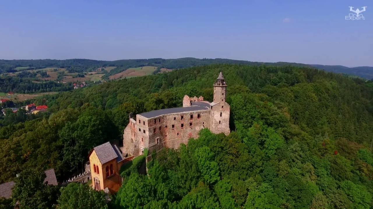Zamek Grodno - tajemnicza twierdza białej damy - Dron ... Zamek Grodno - tajemnicza twierdza białej damy - Dron ...
