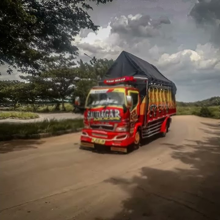 Story Truk Terbaru (Kata-Kata Seorang Sopir)