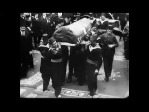 تلاوة الشيخ أبو العينين شعيشع في جنازة رئيس الوزراء أحمد ماهر باشا في فبراير 1945