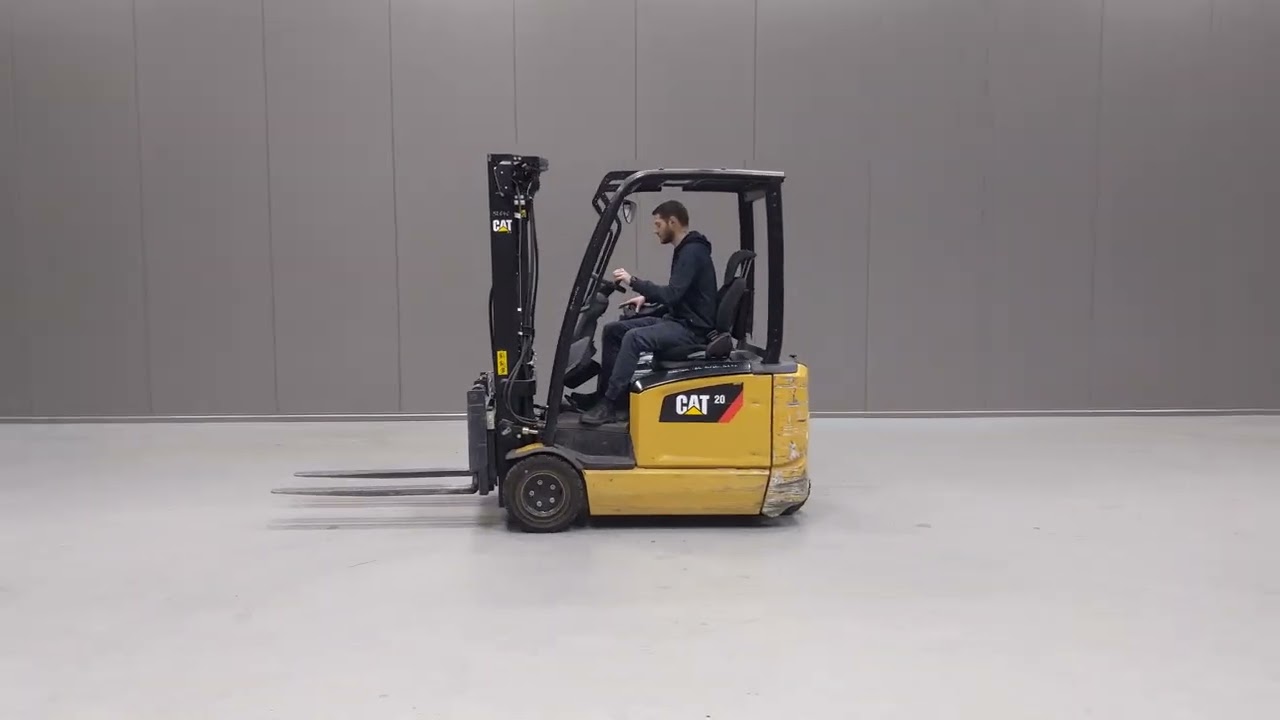 52646 - CATERPILLAR EP 20 ANT - AKU WWW.CHUF.COM