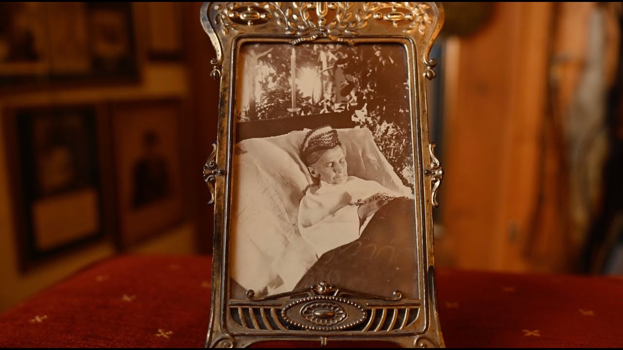 Nr.153 Fotografie der Königinmutter Marie am Sterbebett