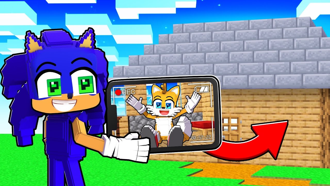 Using Security Cameras to Cheat in Minecraft Hide and Seek