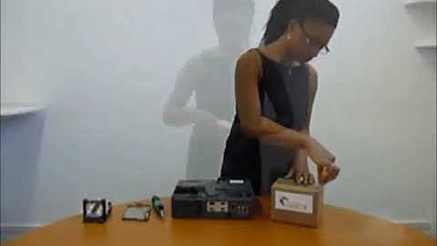 How to change a Projector Lamp nec (vt85lp) of a Projector nec (vt480)