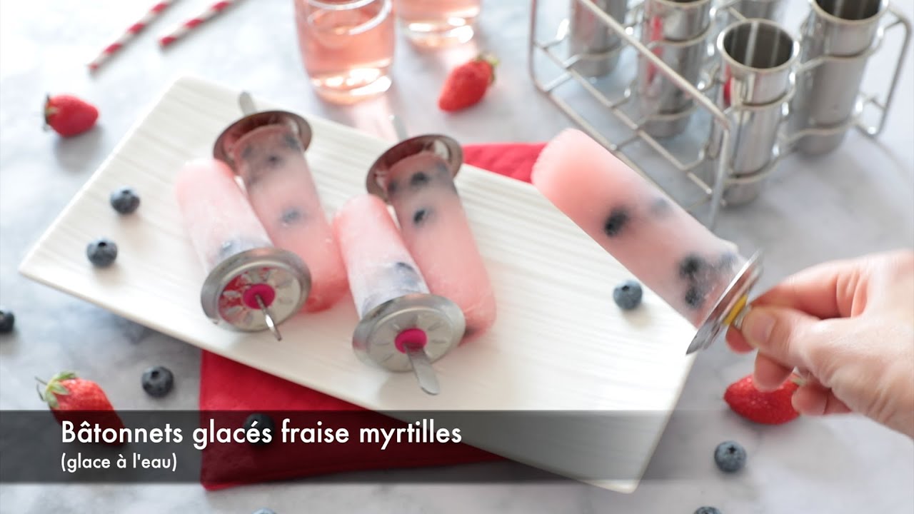 Comment faire des glaces à l'eau ? Bâtonnets glacés fraise myrtilles