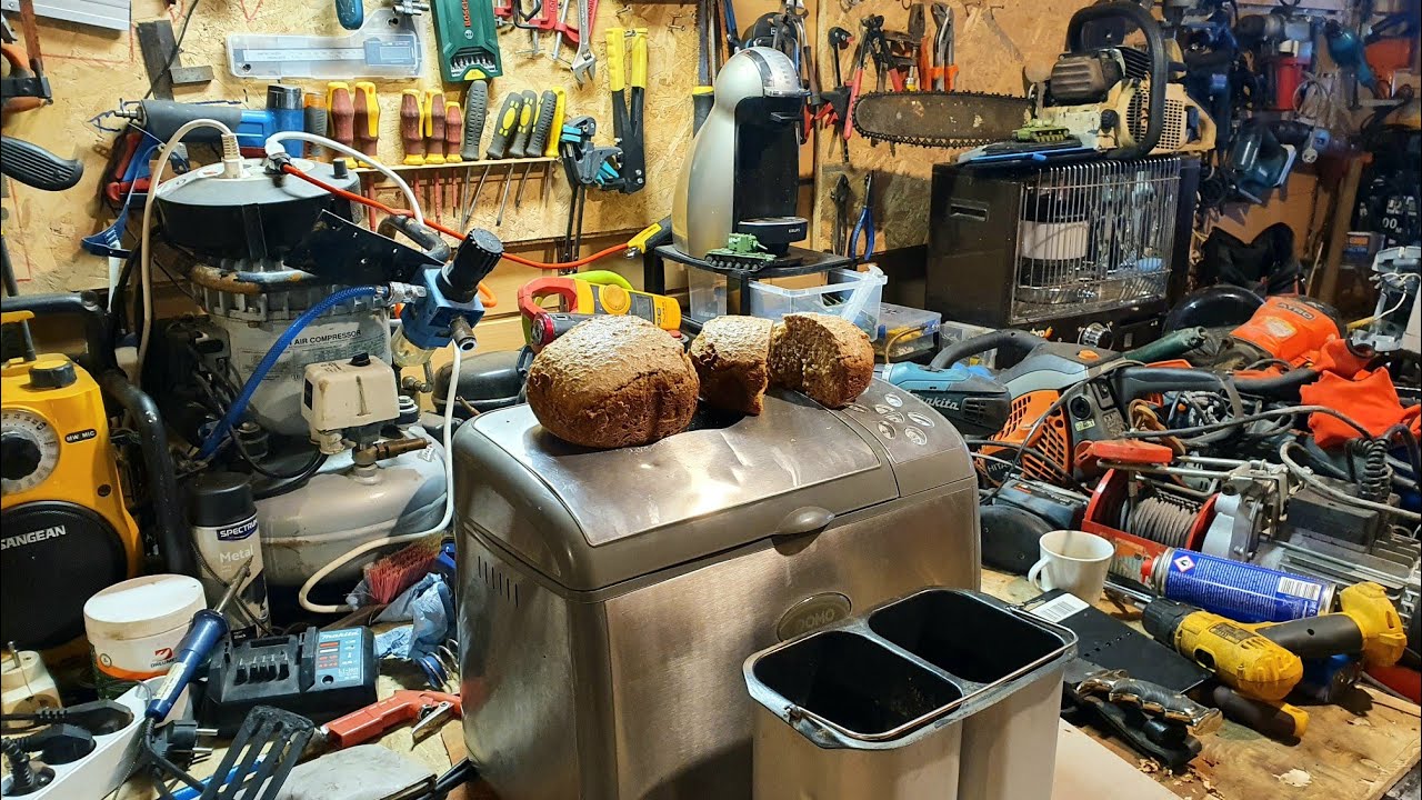 РЕМОНТ НАЙДЕННОЙ ХЛЕБОПЕЧКИ # 138 ХЛЕБ СТАЛКЕРА - YouTube