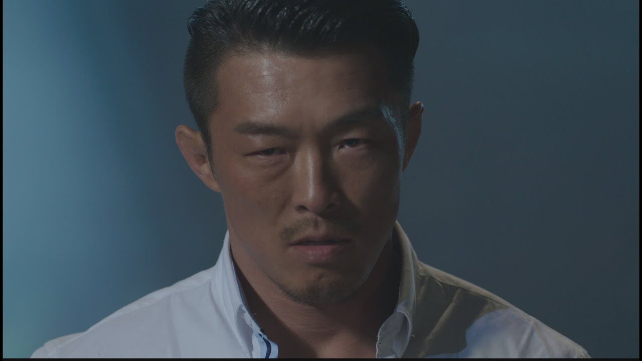 [HOT] 트라이앵글 4회 - 이범수, 파이터 추성훈 한방에 제압하고 김재중 구해 20140513