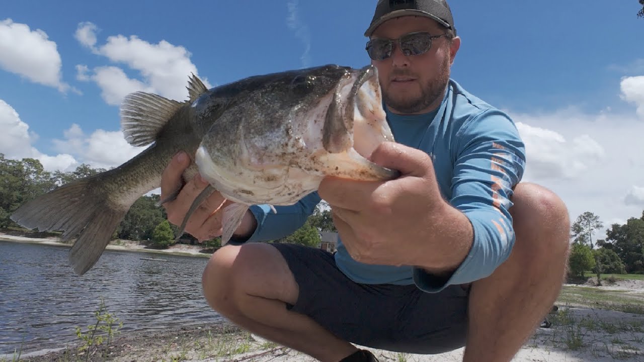 Bass Fishing an Abandoned Golf Course During Florida's Historic Draught!