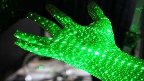 Making 3D hand scans with cameras, lasers and Raspberry Pi (Tomorrow Daily 312)