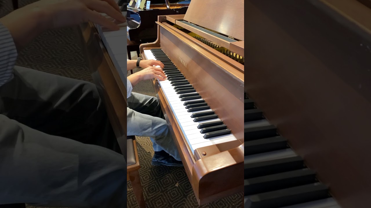 Pre-Owned Yamaha GH1 Grand - 1981 - YouTube