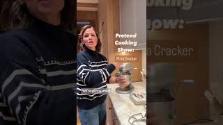Jennifer Garners Pretend Cooking Show - Episode 51 Pizza Cracker