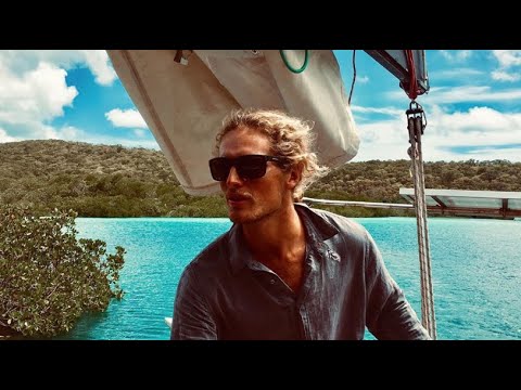 Going Dry in An Untouched Lagoon in the Great Barrier Reef- Percy Island Spectacular! Re-upload
