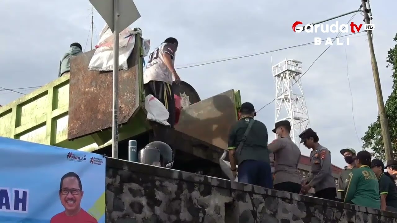 AKSI BERSIH PANTAI WUJUDKAN LINGKUNGAN LESTARI
