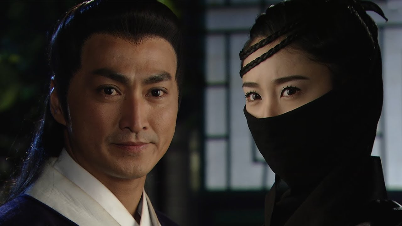 八贤王府遭行刺，展昭出手擒凶，没想到刺客是位年轻漂亮的姑娘！#movie #drama#武俠 #動作