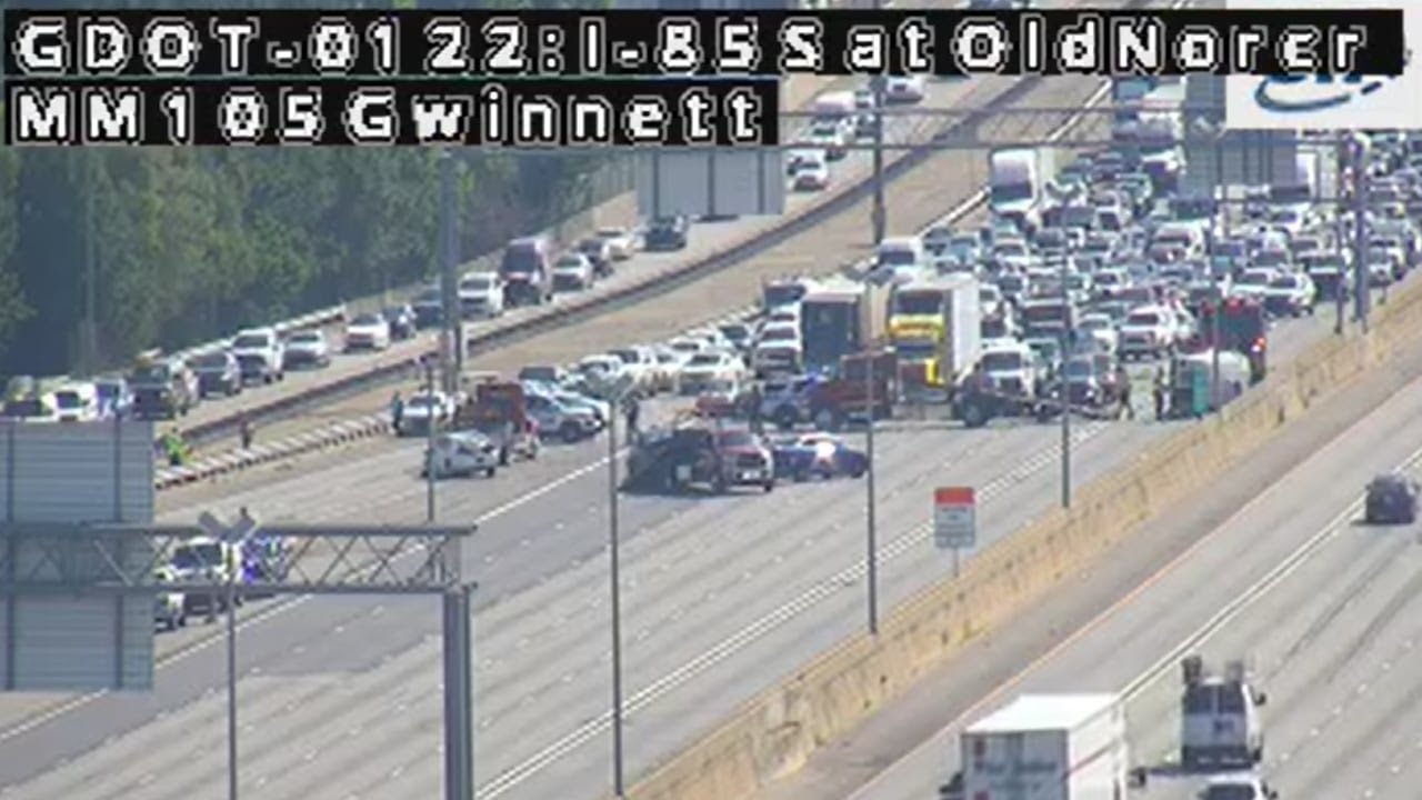 I-85 in Gwinnett County shut down after multi-vehicle crash - YouTube
