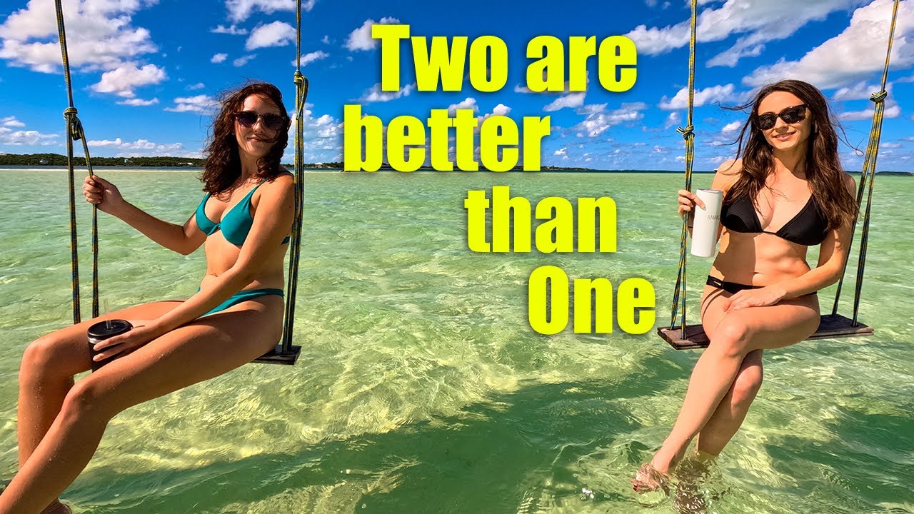 Two Girls are better than one – Tahiti Beach