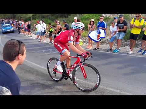 Video: Vuelta a Espana 2017: Alexey Lutsenko vinner en rullande etapp 5