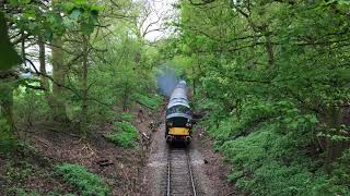 EOR 37029 moves under Watsons Lane Bridge  *THRASH*