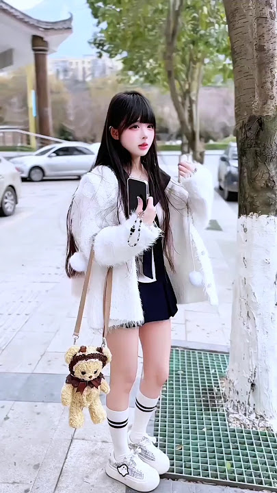 Fighting Cute Bear~ Meet Shimian Xiong, the Super Sweet Cosplayer!