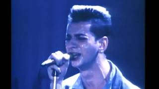 Depeche Mode : Leave In Silence (Live Hamburg 1984) Hd