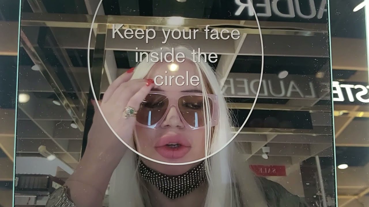 Milton Keynes shopping centre.HARRODS ESTEE LAUDER SKIN CARE.ШОПИНГ ЦЕНТР.ESTEE LAUDER КОСМЕТИКА