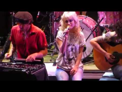 Red Rocks Paramore Paramore -