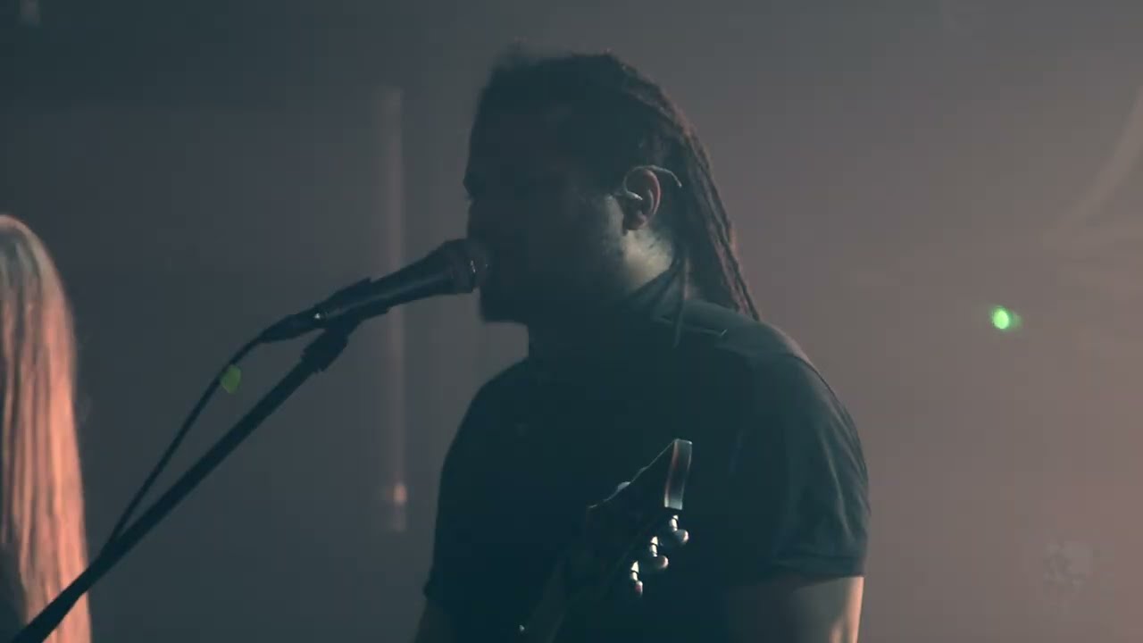 Heretoir live at Petit Bain Paris 2025