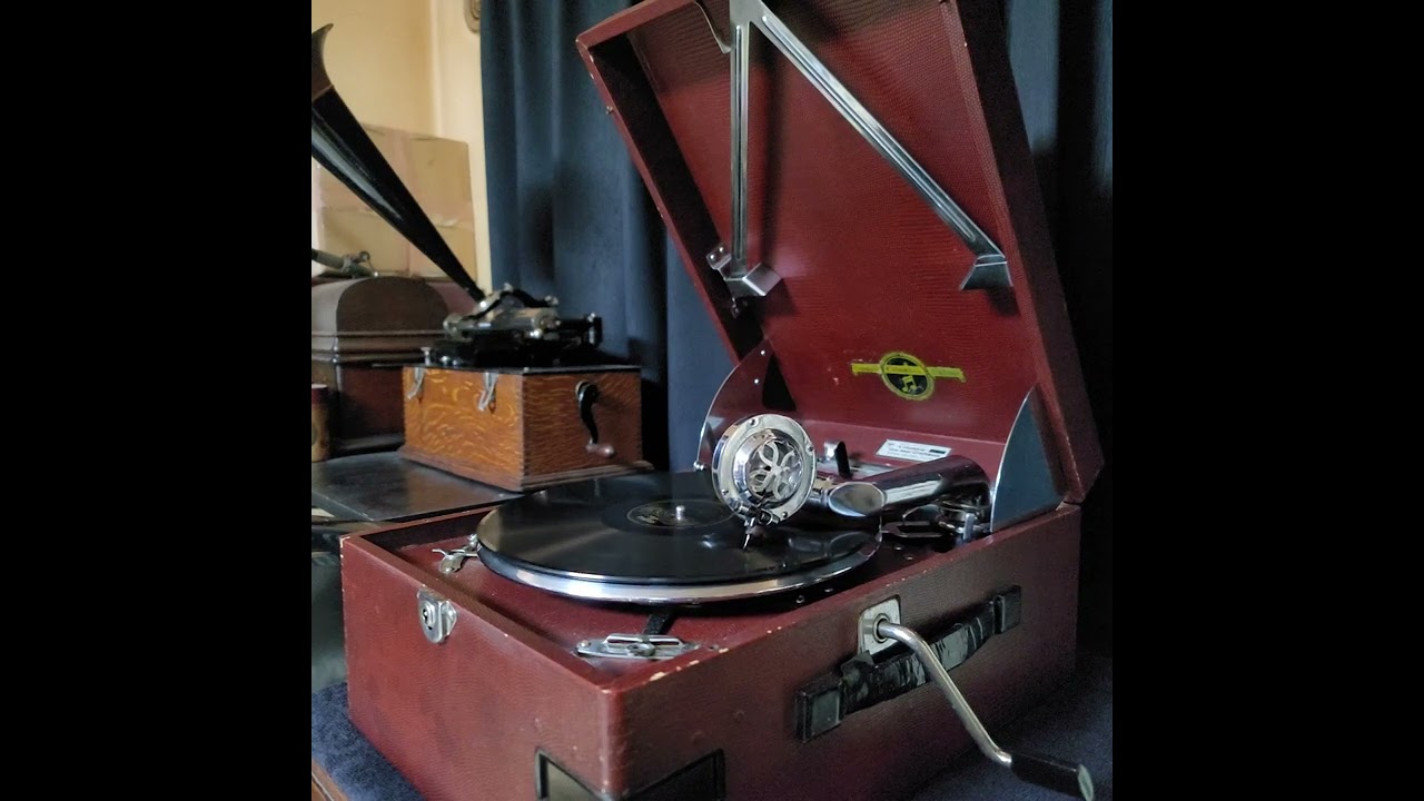 岡 譲二 ♪飲みたりない♪ 1936年 78rpm. Columbia Model No G ｰ 241