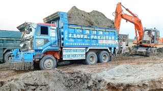 Truck Dumper Fails Spectacularly Under Heavy Load, Excavator Saves the Day