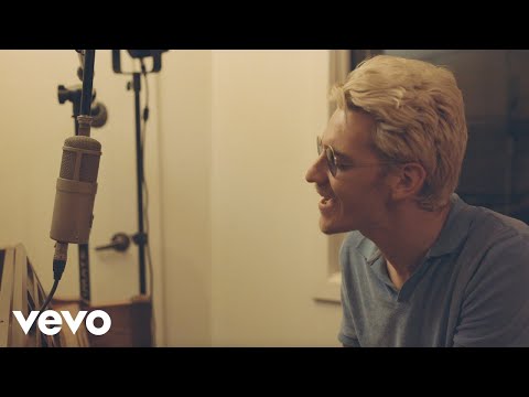 Beach Weather - Trouble With This Bed (Stripped Down Performance)