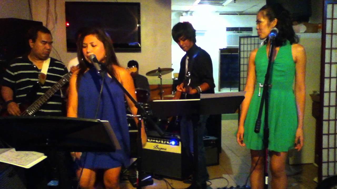 I WILL SURVIVED/HOT STUFF cover by THE BEAT BAND at manny's restaurant flushing ny 8/11/12 YouTube