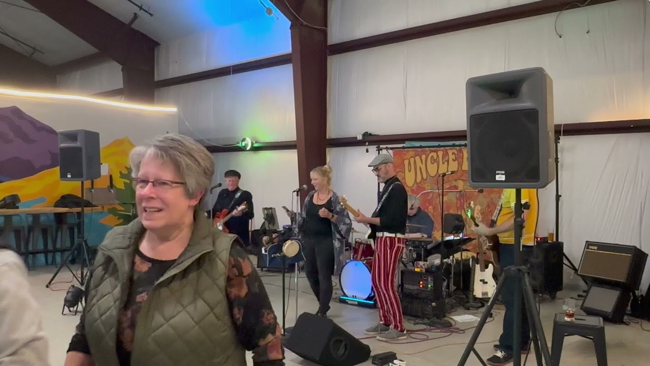 Uncle Buzzy at Longmire Springs Brewing, Sept 2025