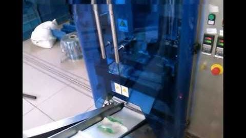 KENWEI Semi auto fresh noodle packing by Vertical Form Seal Fill Machine