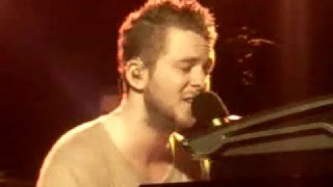 One Republic LIVE - Dreaming out loud and Ryan talking