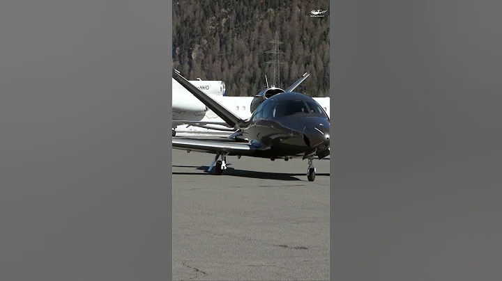 Cirrus SF50 Vision Jet Take-Off in the Swiss Alps!! #aviation #switzerland #winterwonderland
