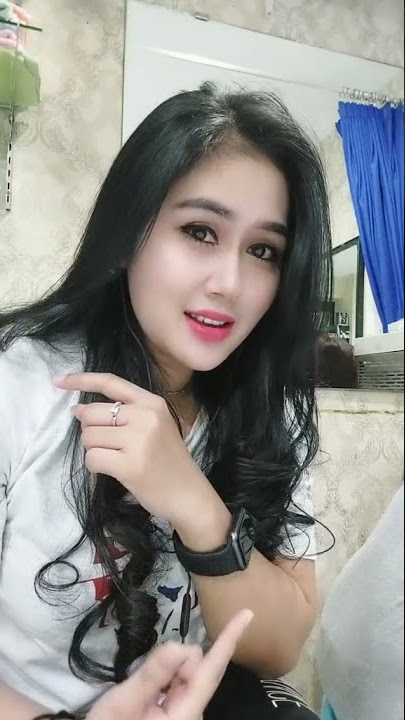 Tak Seharipun Berlalu Tanpa Bayanganmu - Triyani