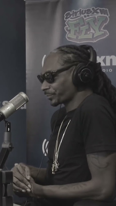 Snoop Dogg says he Smoked Weed in the White House😂