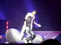 Usher gets intimate with a fan in St. Louis-part 1(Trading Places)