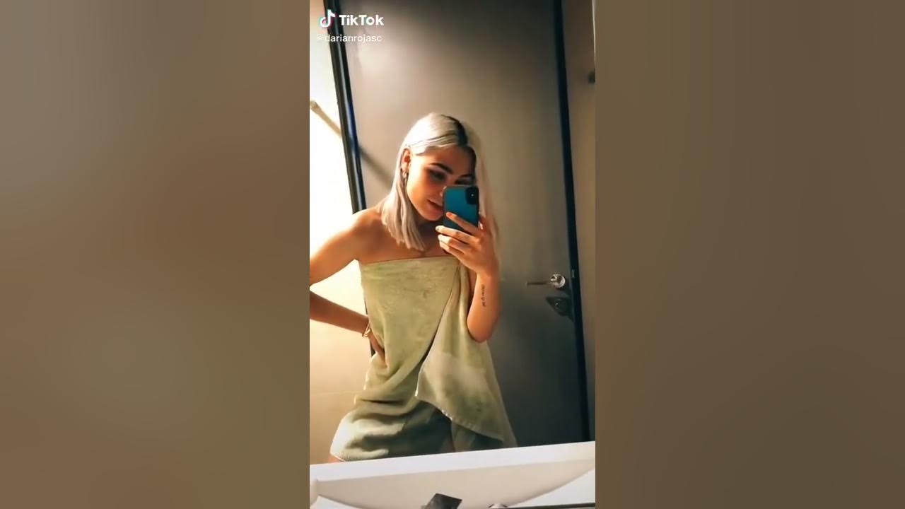 Darían rojas se quita la ropa 🧡💛🤭🤩🤩🤒😷 Darían rojas se quita la ropa 🧡💛🤭🤩🤩🤒😷