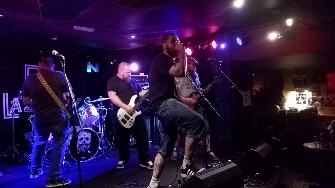 Watch English guns LIVE at THE Musician, Leicester 2017 on YouTube Watch English guns LIVE at THE Musician, Leicester 2017 on YouTube