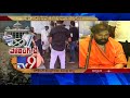 BJP's B Sriramulu performs 'gau puja' before casting vote