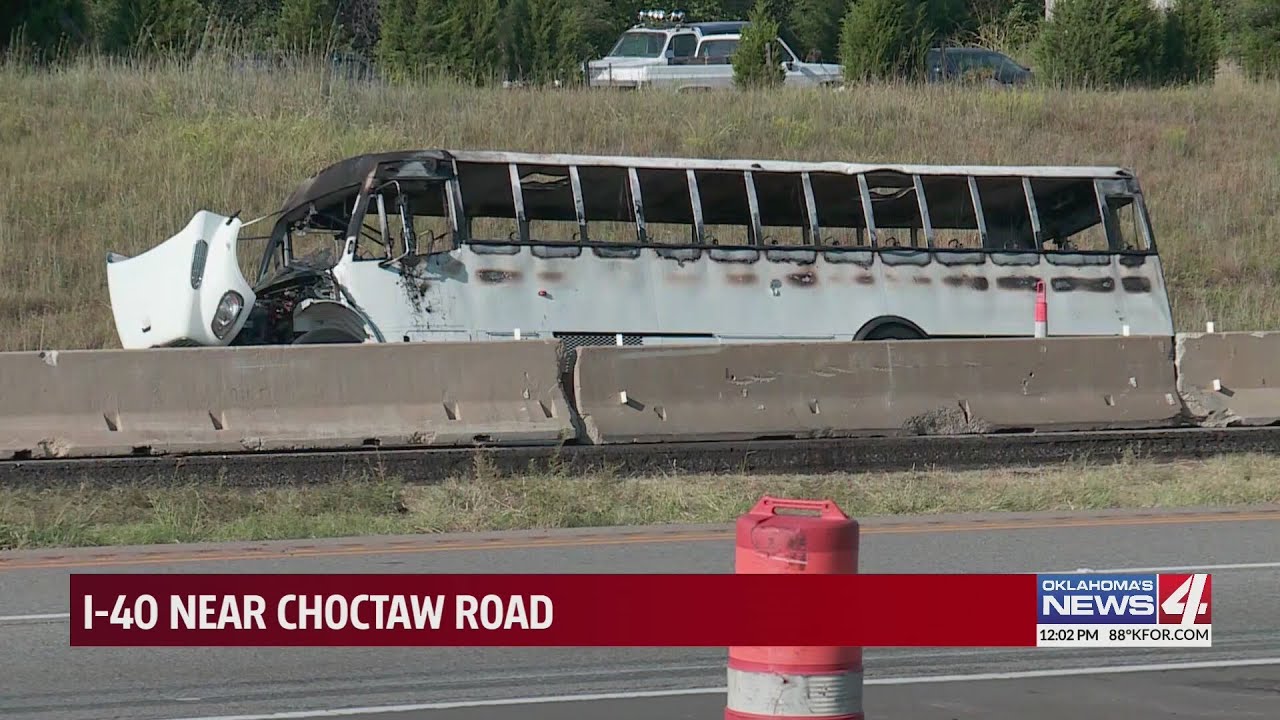 Emergency crews respond to bus fire on I-40 - YouTube