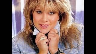 Watch Samantha Fox Suzie Dont Leave Me With Your Boyfriend video