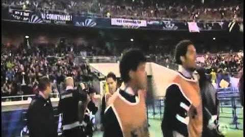 Comentando a Final Neto se emociona, chora e diz que nunca sentiu nada igual