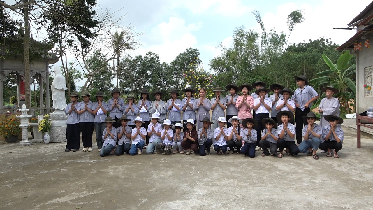 TẶNG QUÀ CHO GĐPT CHÙA PHÒ NINH - PHONG ĐIỀN - HUẾ  2026