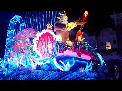 Video: Ulasan Paint the Night - Parade Luar Biasa Disneyland