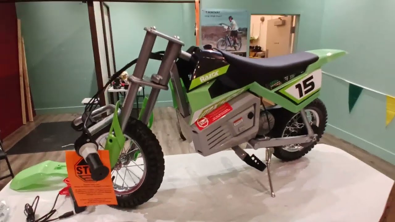 Razor MX400 kids dirt bike