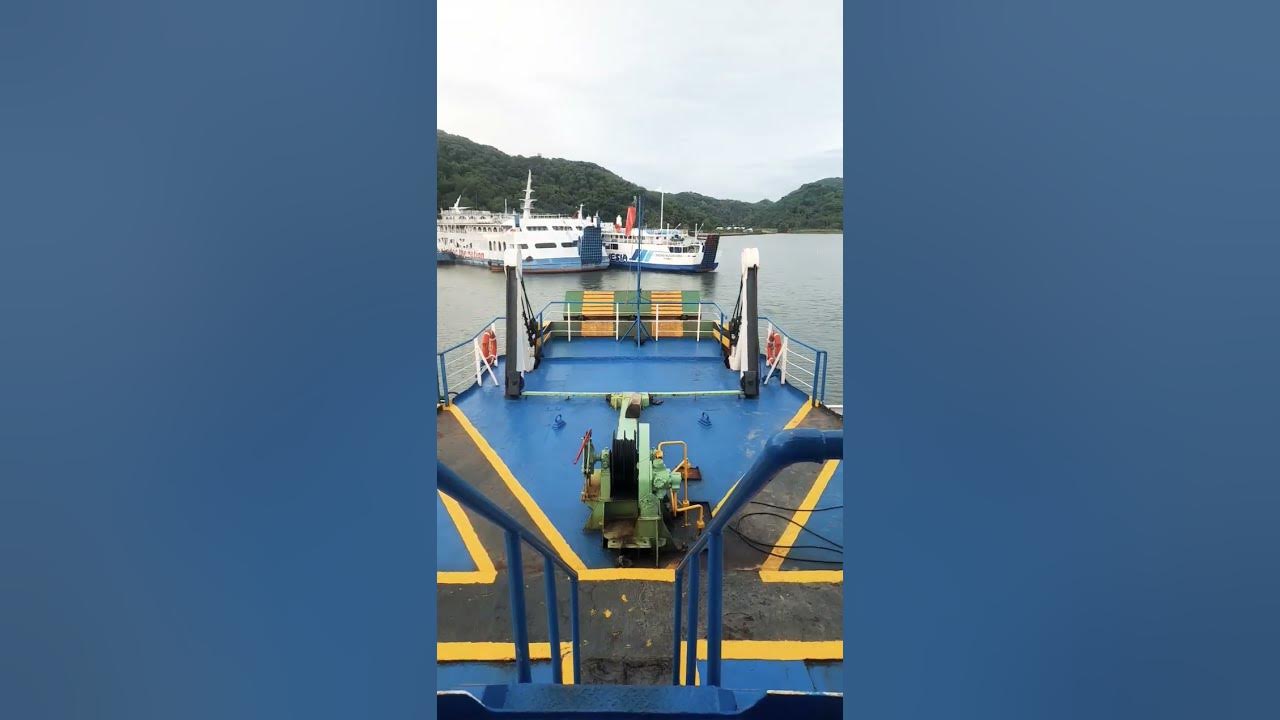 Kapal Sandar Km.Munic.III #kapalferry #shorts @FikriAli - YouTube