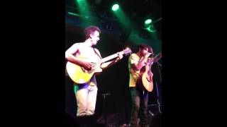 Bushwalla and Todd Carey - Acoustic Rhymer