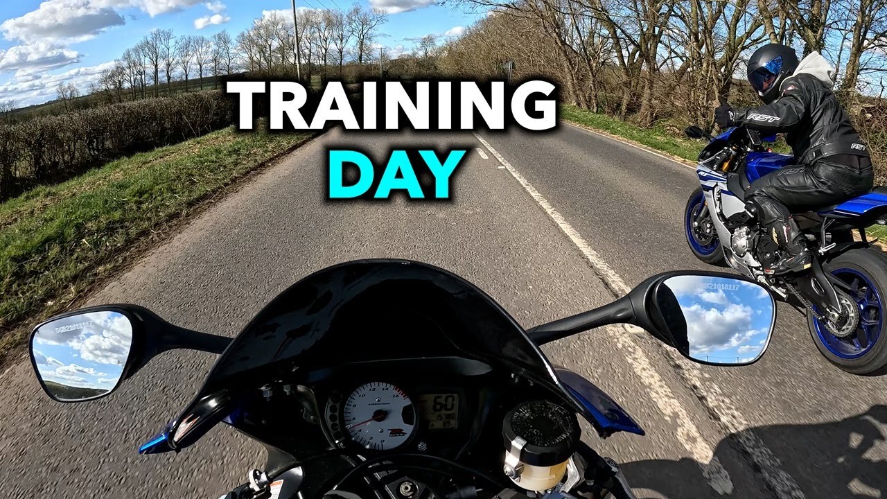 R1 Riding Position Suzuki GSX-R 750 || Yamaha R1 || Riding Tips From R1 Rider - YouTube